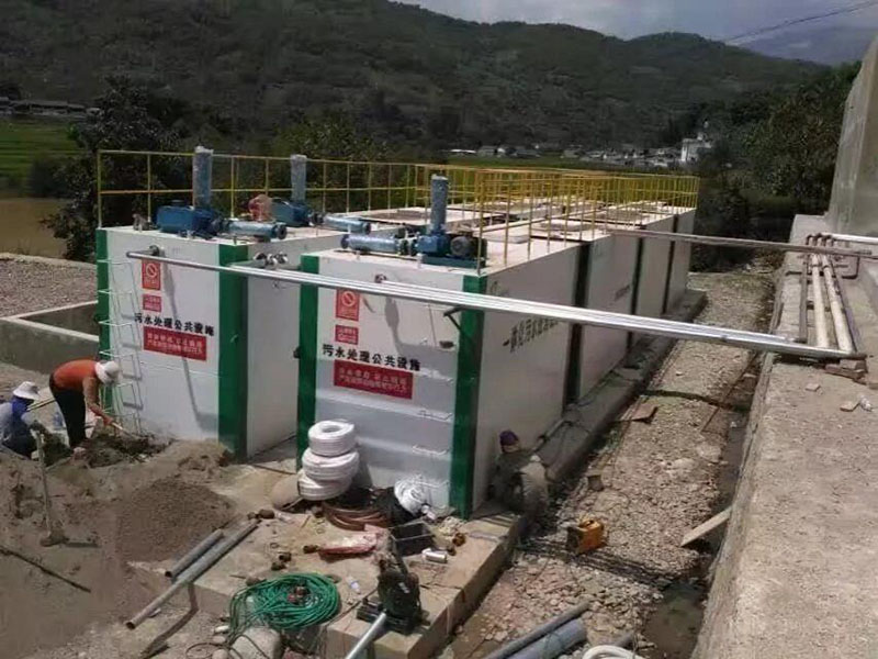 Tratamiento de aguas residuales para hogares y sector público