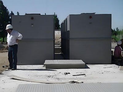 Tratamiento de aguas residuales para hogares y sector público